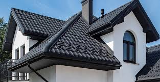 Чи варто робити дах із металочерепиці: зважене рішення для вашого будинку